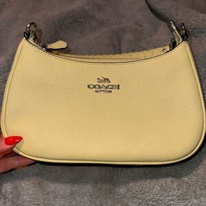 Coach shoulder purse
